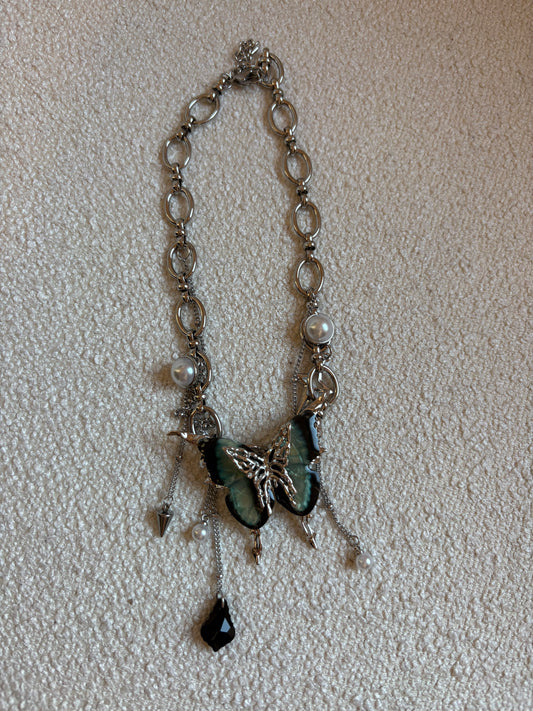 Cateye butterfly choker